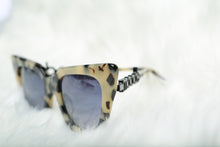 Load image into Gallery viewer, Sassy Classy Moods Eyewear